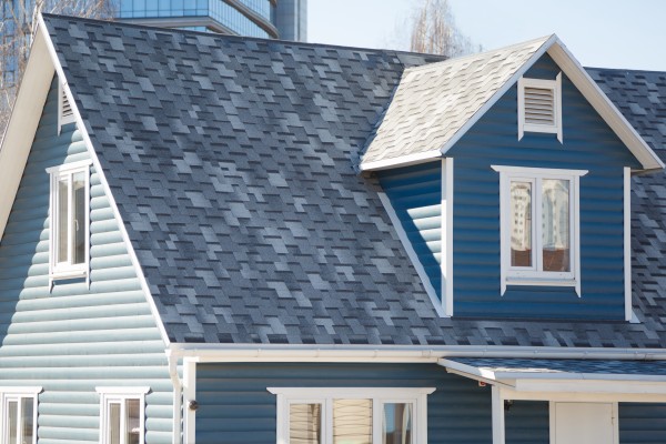 The Difference Between Home Warranties & Home Insurance